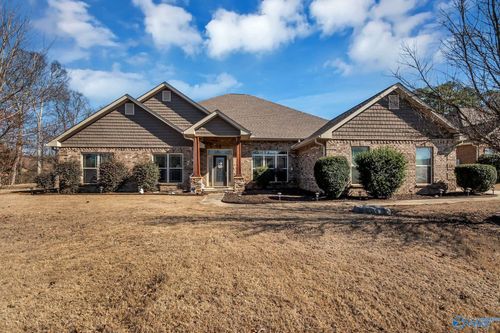 205 Maplebrook Dr, Madison, AL, 35756-3970 | Card Image