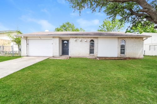 2918 Rayswood Drive, Carrollton, TX, 75007 | Card Image