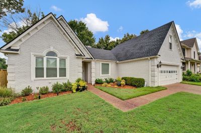 3163 Shadow Green Ln, House other with 3 bedrooms, 2 bathrooms and null parking in Lakeland TN | Image 2