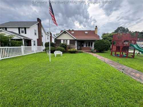 3720 Noyes Ave, Charleston, WV, 25304-1516 | Card Image
