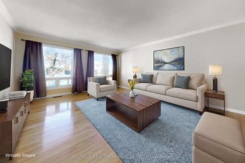 25 Roman Rd, Thornhill, ON, L3T4J8 | Card Image