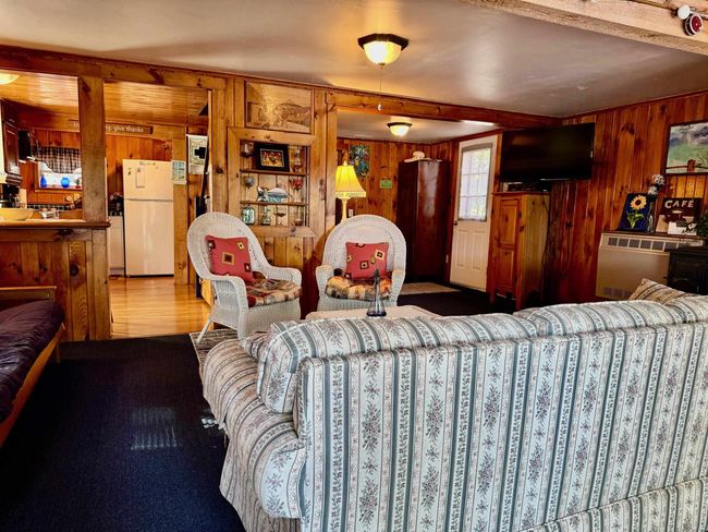 37 Town Beach Rd, House other with 2 bedrooms, 1 bathrooms and null parking in Winchester NH | Image 9