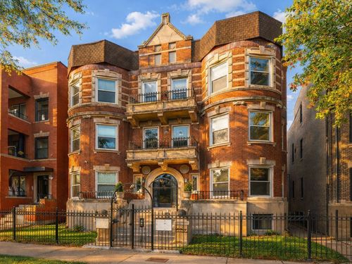 2a-4518 S King Dr, Chicago, IL, 60653-4150 | Card Image