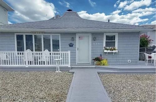 456 Key Largo Ct, Lavallette, NJ, 08735-3033 | Card Image