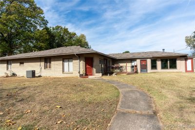 524 S 6th, House other with 3 bedrooms, 2 bathrooms and null parking in Okemah OK | Image 3