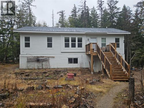 2291 15th Ave Nw, Nakusp, BC, V0G1R0 | Card Image