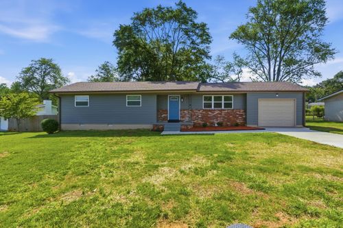 1233 Radmoor Dr, Chattanooga, TN, 37421-4047 | Card Image