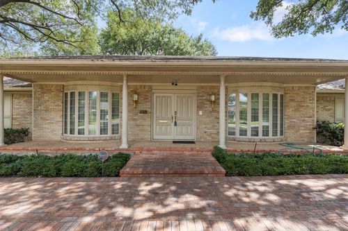 6936 Lupton Dr, Dallas, TX, 75225-1738 | Card Image