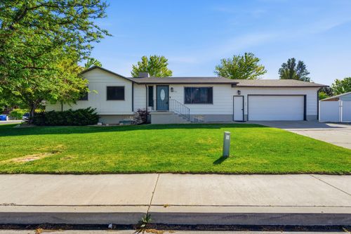 1438 N Trinnaman Ln, Lehi, UT, 84043-9738 | Card Image