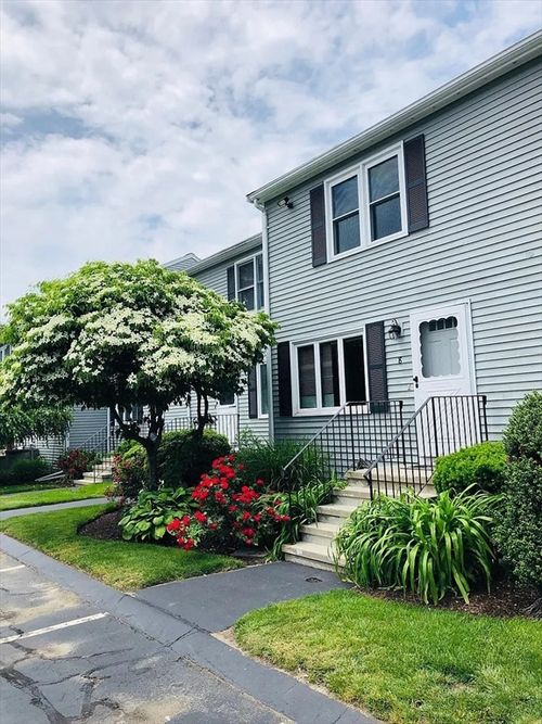 apt-8-220 Park St, North Attleboro, MA, 02760-1241 | Card Image