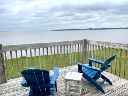 69-1069 Windrose Dr, Brandon, MS, 39047-6053 | Card Image