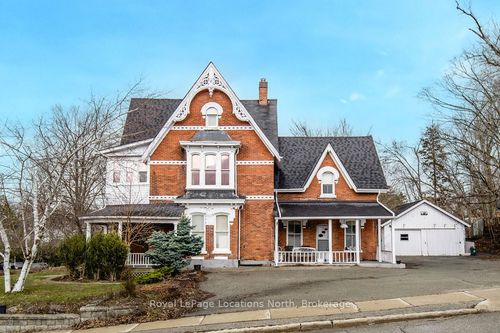 3 Peel St, Barrie, ON, L4M3K7 | Card Image