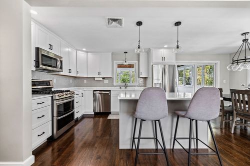 1-193 Bonham Rd, Dedham, MA, 02026-5403 | Card Image