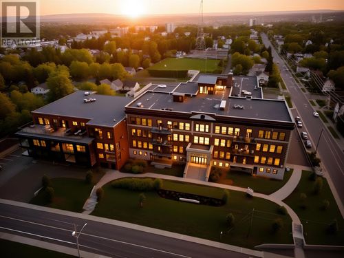 96 N High St, Thunder Bay, ON, P7A5R3 | Card Image