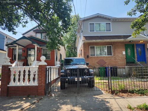14234 Bascom Ave, Jamaica, NY, 11436-1711 | Card Image