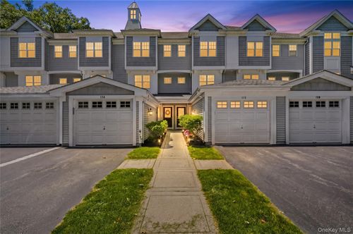125 Riverbend Dr, Peekskill, NY, 10566-4460 | Card Image