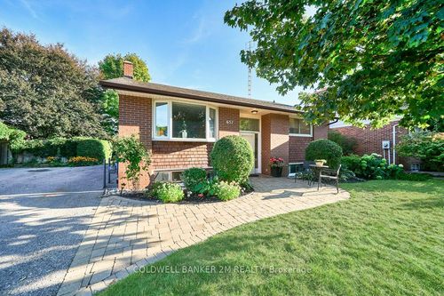 657 Balmoral Dr, Oshawa, ON, L1J3A6 | Card Image
