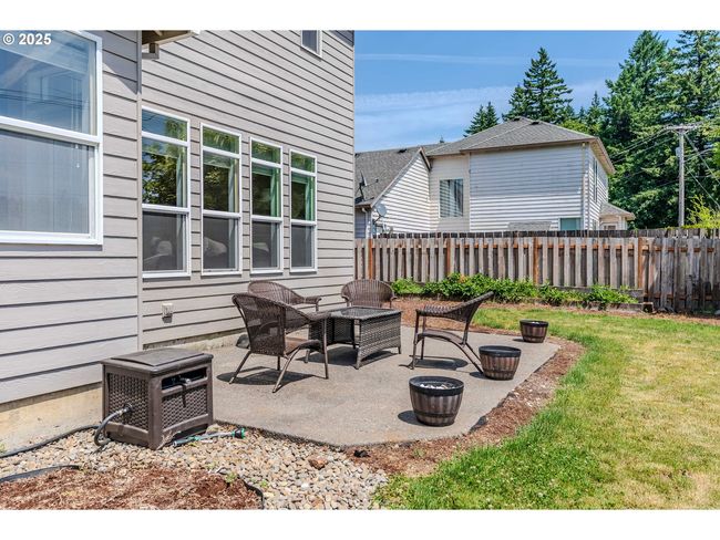 308 Sw 38 Th Loop, House other with 4 bedrooms, 3 bathrooms and 3 parking in Gresham OR | Image 44