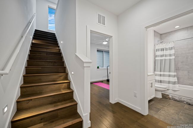 UNIT-902 - 102 Tendick, Condo with 3 bedrooms, 4 bathrooms and null parking in San Antonio TX | Image 16