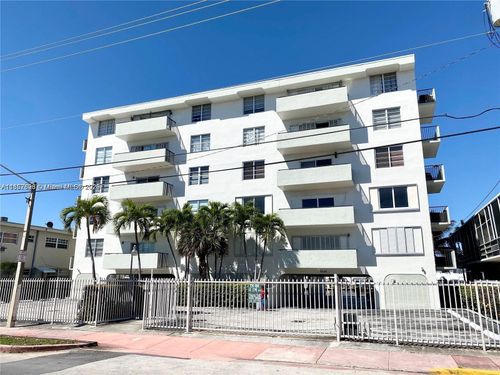 apt-4d-8024 Tatum Waterway Dr, Miami Beach, FL, 33141-5310 | Card Image