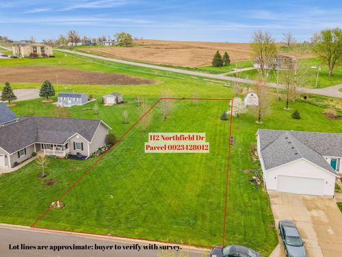 112 Northfield Dr, Kellogg, IA, 50135-1181 | Card Image