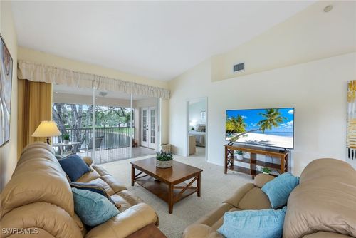 apt-201-736 Wiggins Lake Dr, NAPLES, FL, 34110-6083 | Card Image
