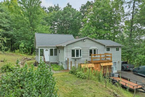 91 Oak Hill Rd, Concord, NH, 03301-8630 | Card Image