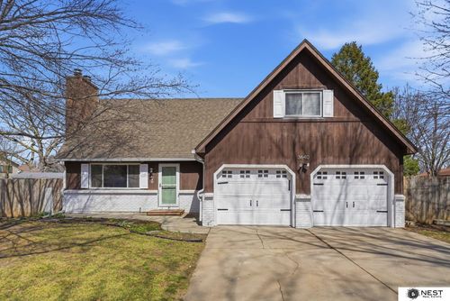 3640 Wildbriar Lane, Lincoln, NE, 68516 | Card Image