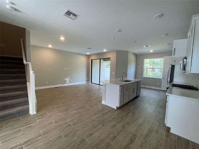 5062 San Martino Drive, Townhouse with 3 bedrooms, 2 bathrooms and null parking in Wesley Chapel FL | Image 3