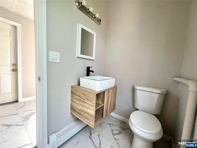 238 Main St, Home with 2 bedrooms, 1 bathrooms and null parking in Ridgefield Park NJ | Image 8