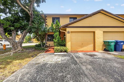 1130 Ne 210th Ter, Miami, FL, 33179 | Card Image