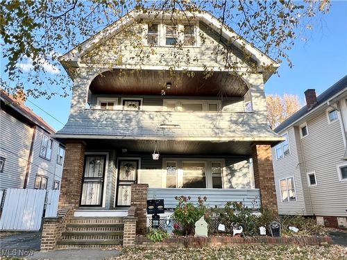 3507 W 100th St, Cleveland, OH, 44111-3877 | Card Image