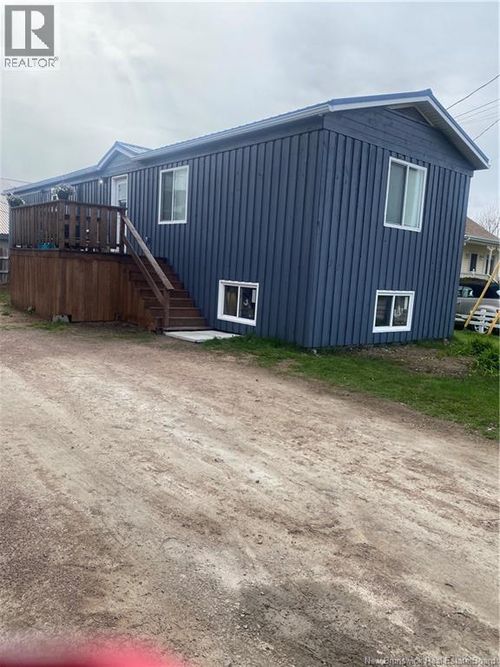 29 Av Railway, Pointe-Du-Chêne, NB, E4P2W6 | Card Image