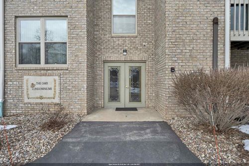 28-1600 Rustic Oaks Court, ALLOUEZ, WI, 54301 | Card Image