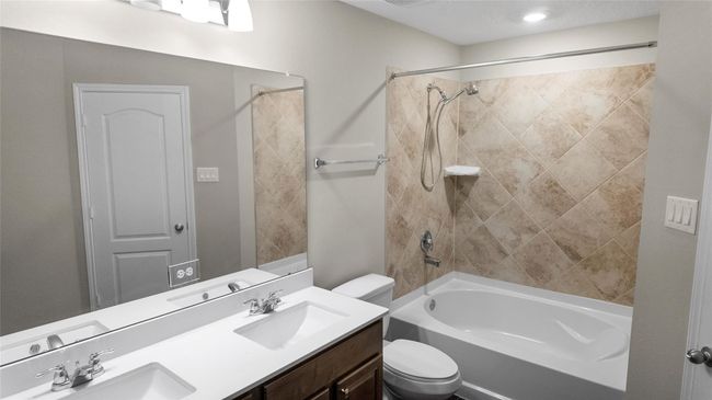 23319 Greenway Creek Ln, House other with 3 bedrooms, 3 bathrooms and 2 parking in Spring TX | Image 16