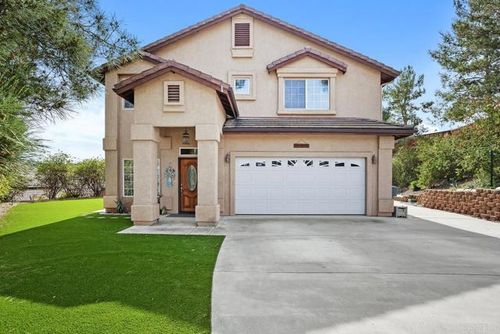 709 Oceanview Ter, Vista, CA, 92084-6108 | Card Image