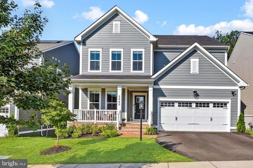 2040 Silver Sycamore Ln, DUMFRIES, VA, 22026-2843 | Card Image
