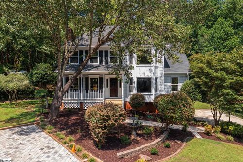 28 Bernwood Dr, Taylors, SC, 29687-6304 | Card Image