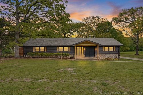 244 Covey Ln, Locust Grove, OK, 74352-7300 | Card Image