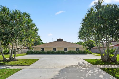1262 The 12th Fairway, Wellington, FL, 33414-5739 | Card Image