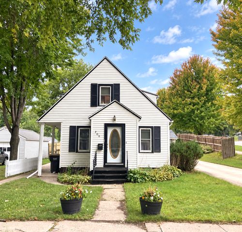 706 7th St, Granite Falls, MN, 56241-1132 | Card Image