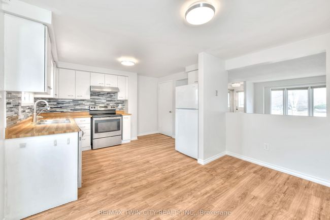 44 Cole Rd, House attached with 3 bedrooms, 2 bathrooms and 3 parking in Guelph ON | Image 13