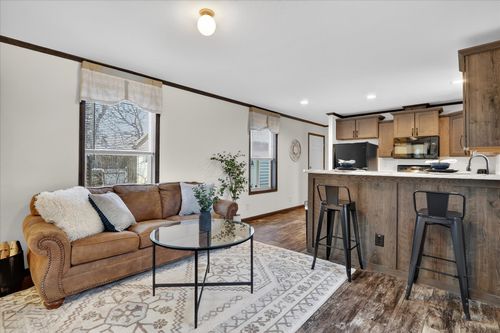 96-96 Falling Creek Cir, Janesville, WI, 53548-9106 | Card Image