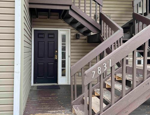 73-7831 Meadowhaven Blvd, Columbus, OH, 43235-4578 | Card Image