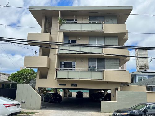 apt-303-727 University Ave, Honolulu, HI, 96826-3124 | Card Image