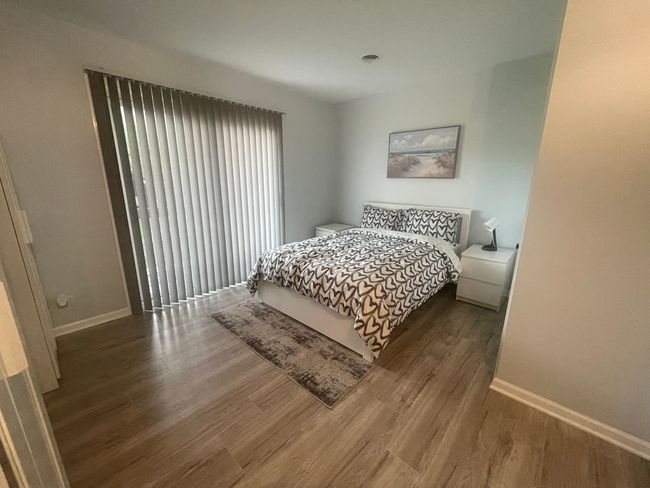 APT-5 - 64 Aspen Colony, Condo with 1 bedrooms, 1 bathrooms and 1 parking in Fox Lake IL | Image 9