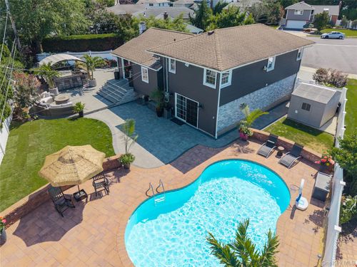 3765 Lynn Ln, Wantagh, NY, 11793-1440 | Card Image