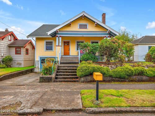 965 James St, Astoria, OR, 97103-5109 | Card Image