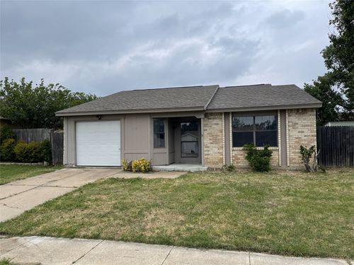4113 Pepperbush Dr, Fort Worth, TX, 76137-1129 | Card Image