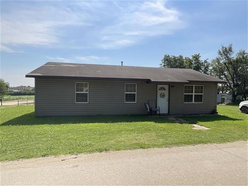 721 W Moses St, Cushing, OK, 74023-3129 | Card Image